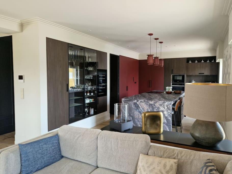 Atelier De - 6p Avec Parking Gratuit & Terrasse Apartment